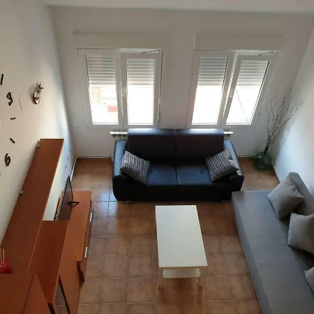 Portales De Pizarro Apartment Bejar Exterior photo