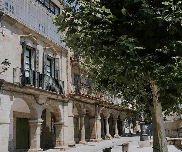 Portales De Pizarro