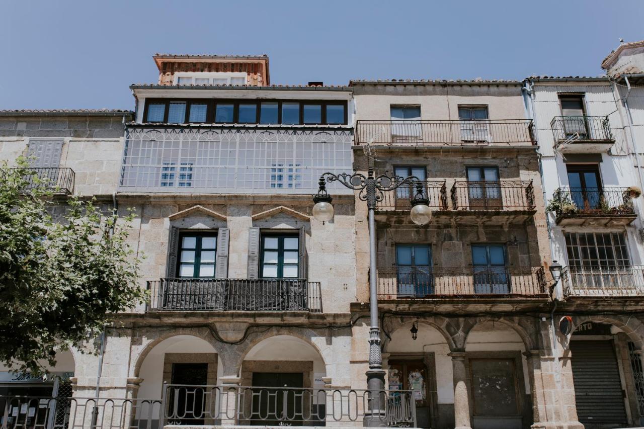 Portales De Pizarro Apartment Bejar