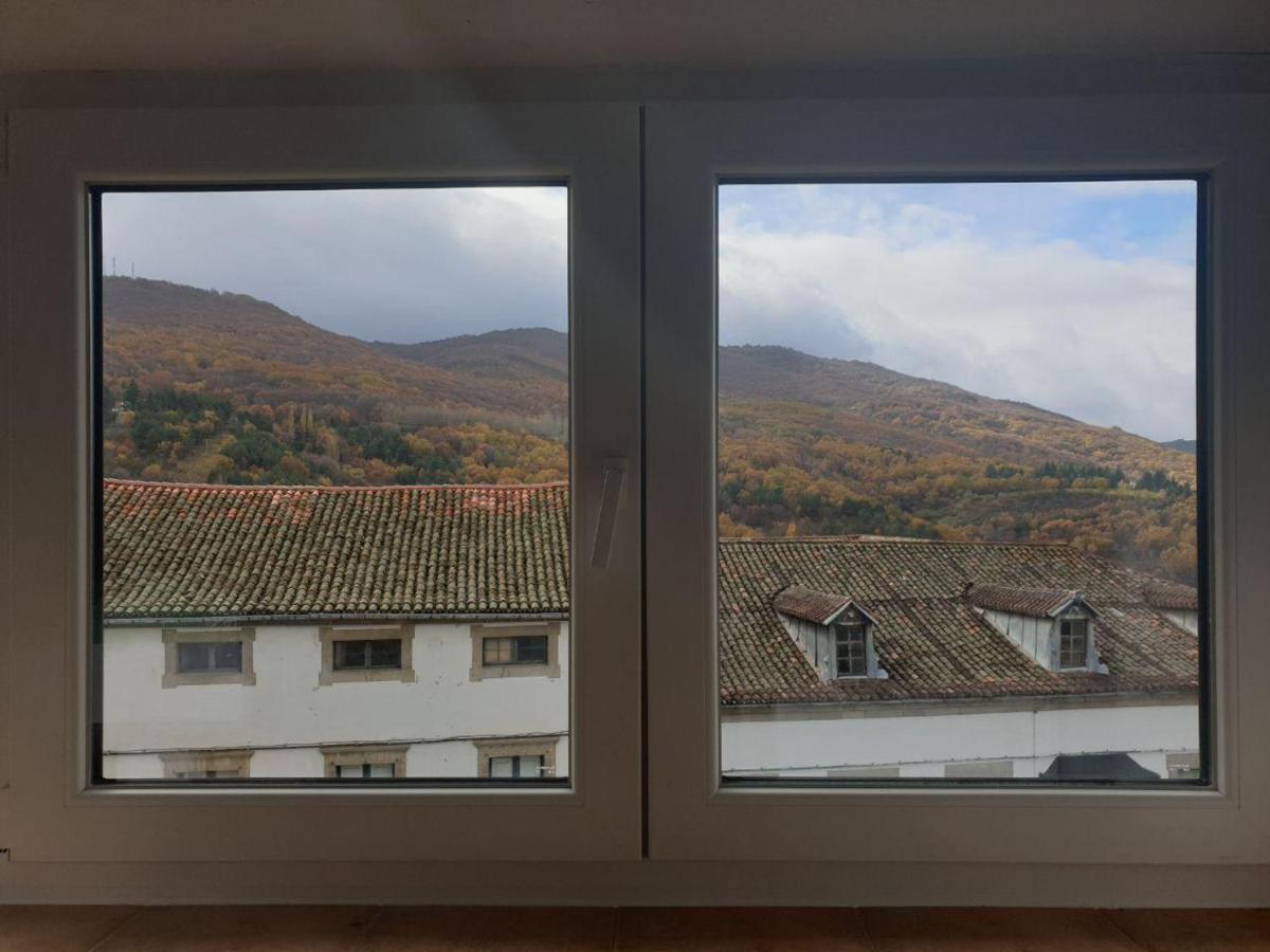 Portales De Pizarro Apartment